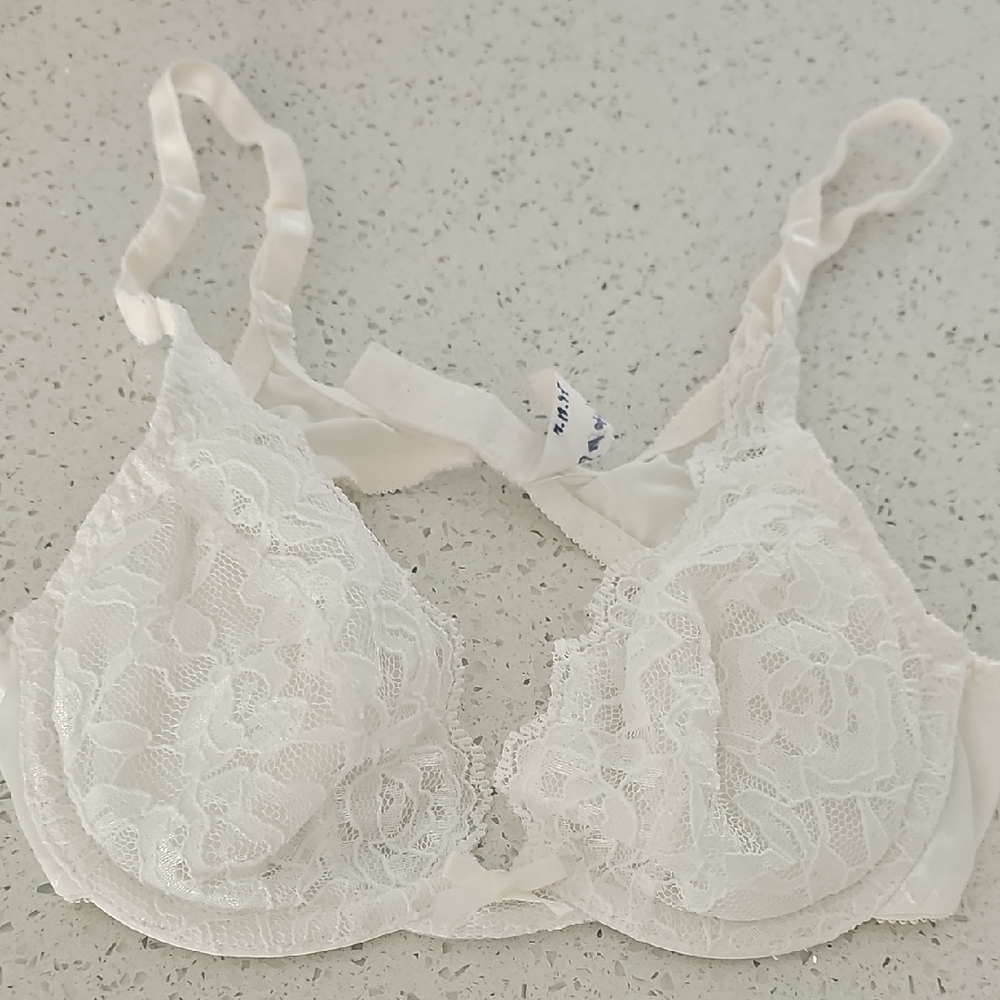1997 Wonderbra ProtoType Approved Sample of "" 34A